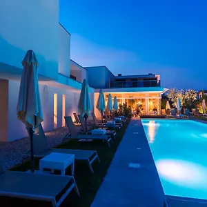hotel-maximilian-bardolino.hotelinveneto.com/