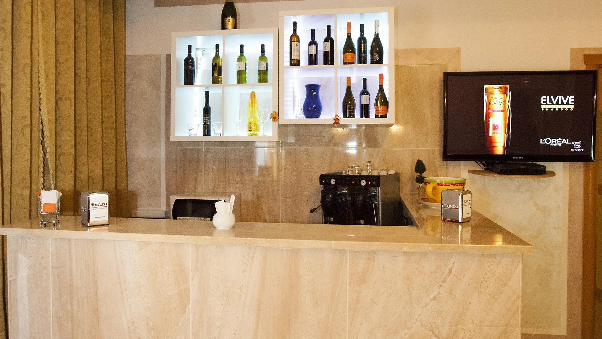 ***  Hotel Casablanca Neapel Italien
